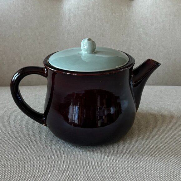 MCM Vintage Red Wing Pottery Teapot - Picture 3 of 10